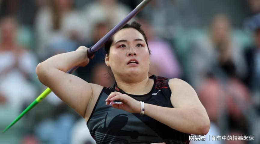 爱游戏体育严子怡夺冠后多人喊换掉带她7年的教练，她为何反倒力挺恩师？